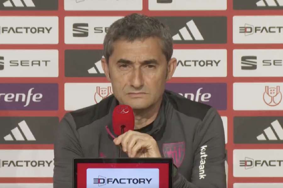 Valverde na conferência de imprensa antes da final da Taça