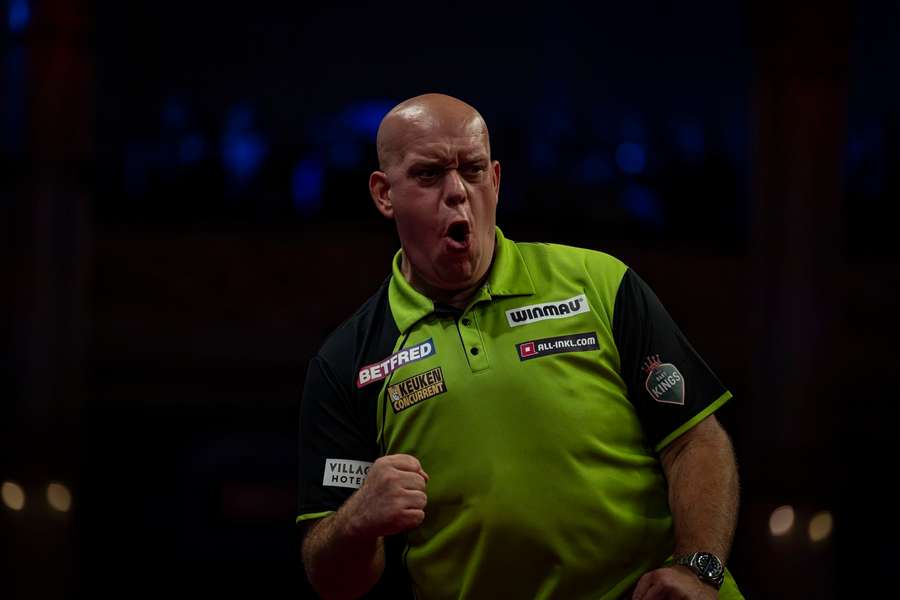 Van Gerwen speelt zondagmiddag de kwartfinale