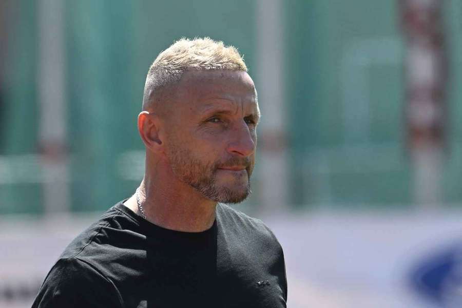 Trenér Dukly Pavel Šustr Trenér Dukly Pavel Šustr