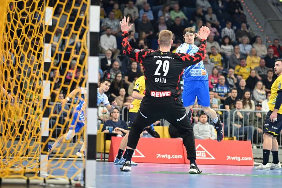Handball: Favoritensiege für Löwen, Flensburg und Magdeburg