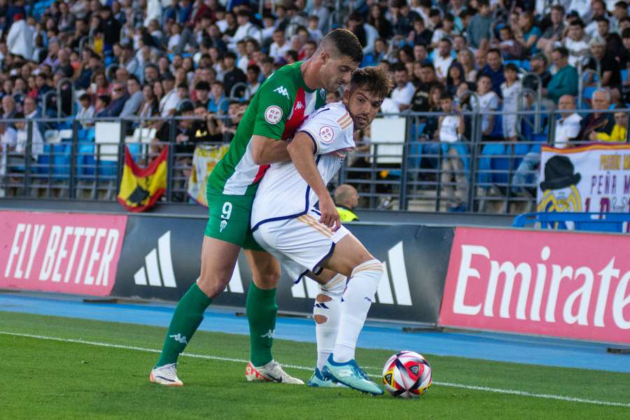 Raúl Asencio, durante un partido