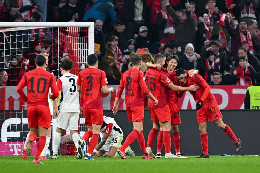 Efektowne zwycięstwo Bayernu Monachium w szlagierze kolejki, rośnie przewaga Bawarczyków