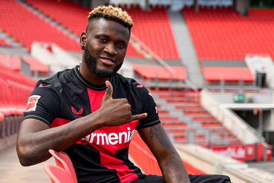 Victor Boniface já com a nova camisola