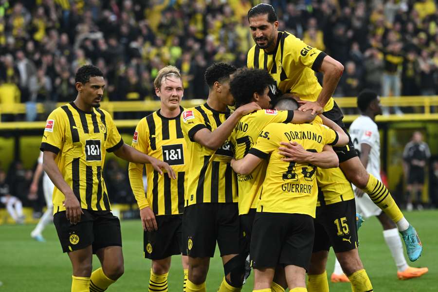 Borussia Dortmund rozgromiła Eintracht 4:0 i awansowała na pierwsze miejsce w Bundeslidze