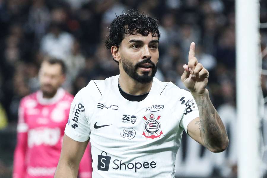 Matheus Bidu abriu o placar em Itaquera