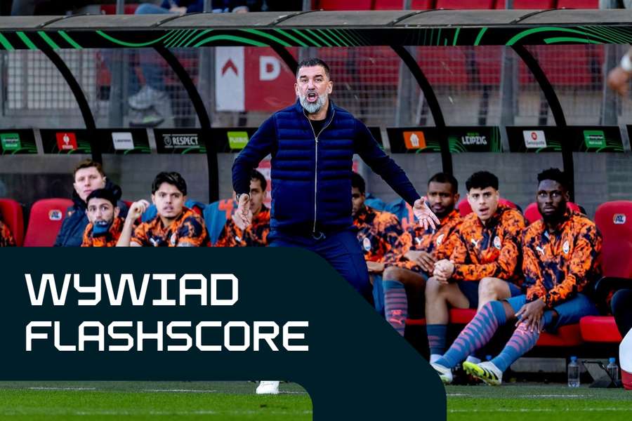 Turan zarządzający Szachtarem przeciwko AZ.