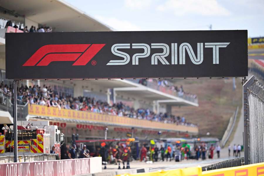 General view of F1 Sprint logo