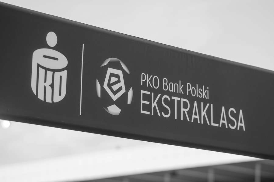Po tragedii na Węgrzech kolejne mecze weekendu poprzedzi minuta ciszy