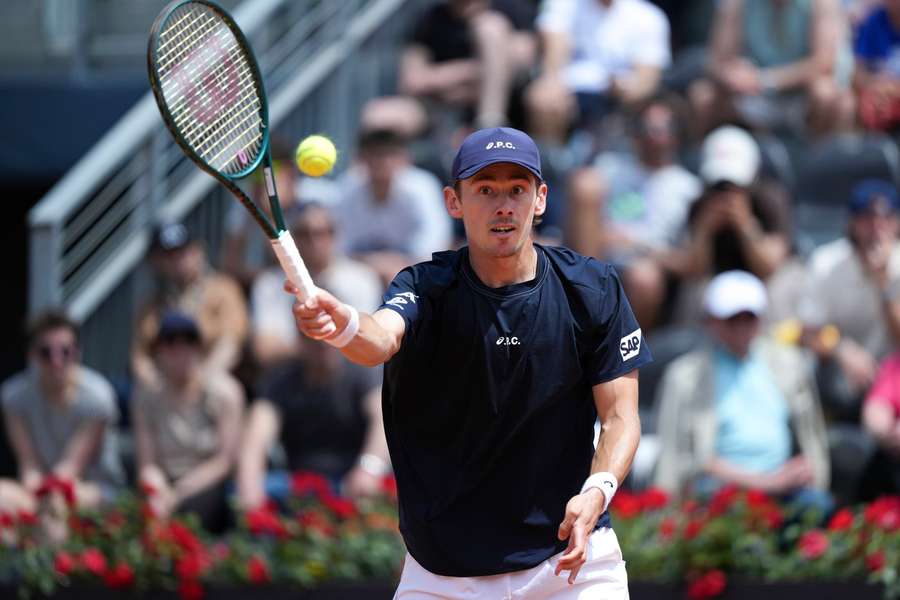 Alex De Minaur, victima fanilor gălăgioși în timpul duelului cu Luca Nardi la ATP Roma