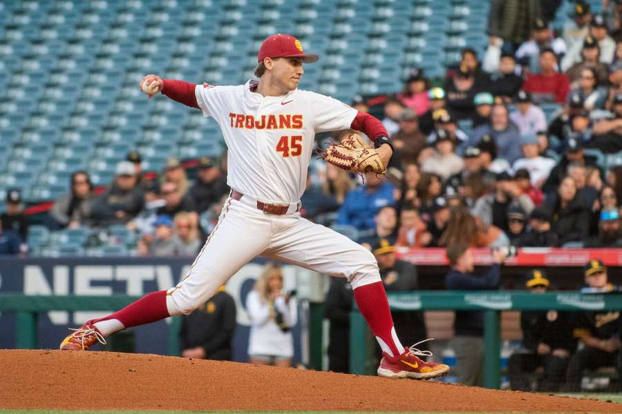 Jaden Agassi ist Pitcher.