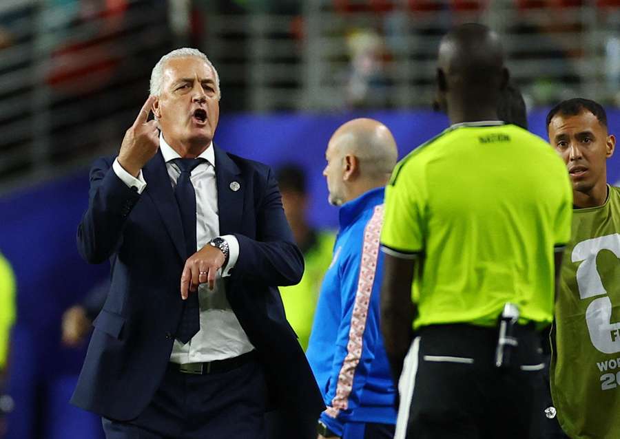 Alfaro ist seit 2024 Paraguays Coach