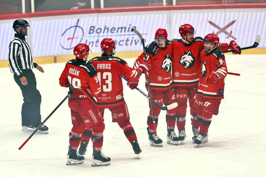 Frýdek-Místek porazil Přerov 5:2. Frýdek-Místek porazil Přerov 5:2.