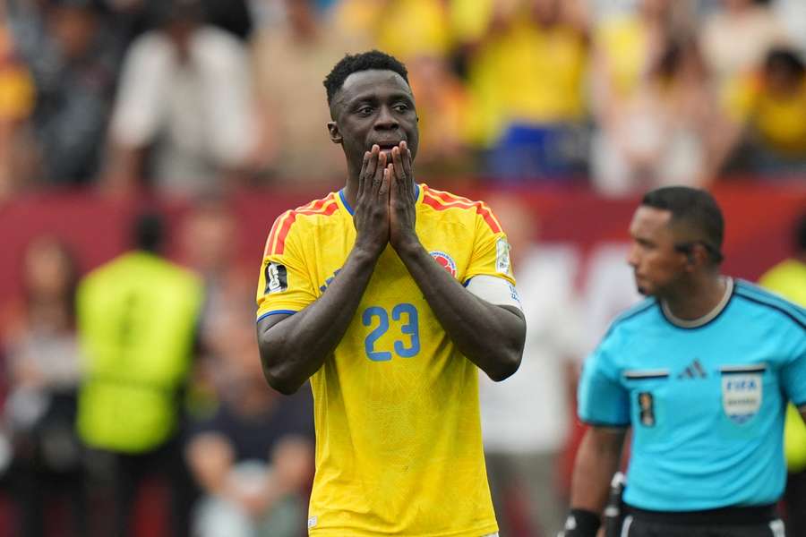 Davinson Sánchez se lamenta en el Mundial Davinson Sánchez se lamenta en el Mundial
