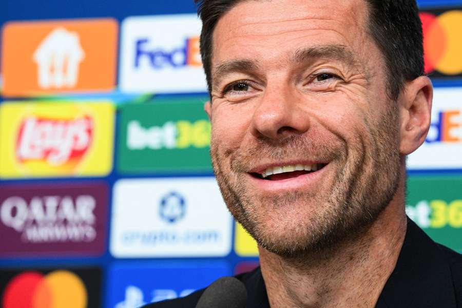 Alonso muss sich gegen die eigene Kabine behaupten