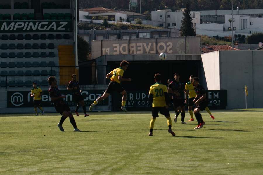 Paços de Ferreira vence Salgueiros 