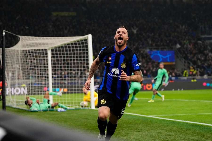 Arnautovic celebra el gol del Inter de Milán