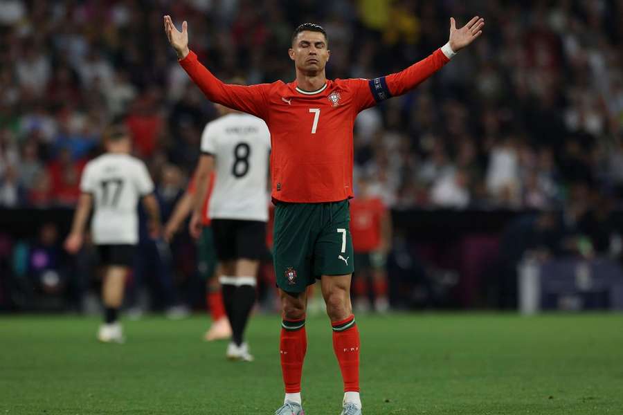Cristiano Ronaldo marcou o golo do triunfo português