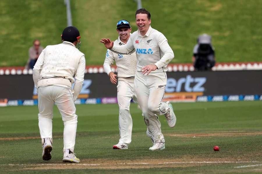 New Zealand beat Sri Lanka by innings and 58 runs