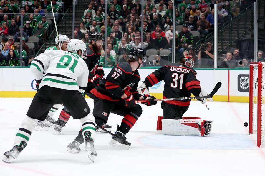 Carolina Hurricanes mod Dallas Stars den 25. januar 2023.