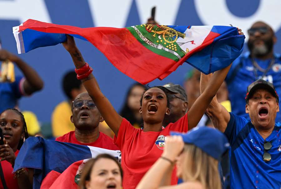 Torcida do Haiti marca presença no Lincoln Financial Field Torcida do Haiti marca presença no Lincoln Financial Field