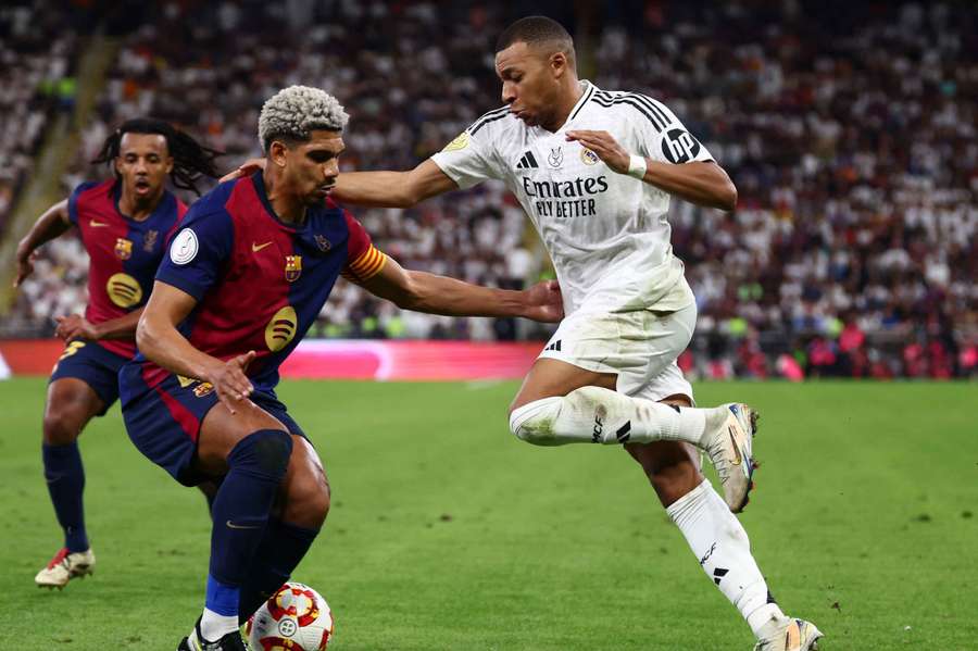 Araujo looked set to join Juventus