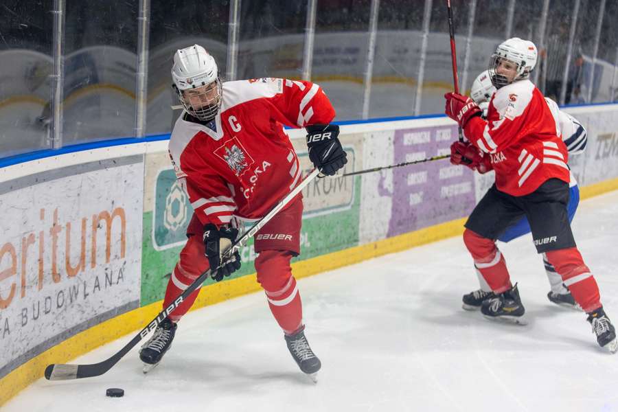 Późniewska przesądziła o wygranej, Polki lepsze od Islandii w hokeja