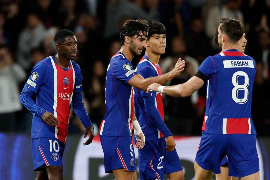 Campeão europeu goleou o Slovan Bratislava Campeão europeu goleou o Slovan Bratislava