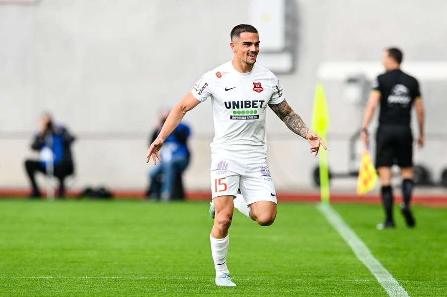 Tiago Goncalves în tricoul celor de la Hermannstadt Tiago Goncalves în tricoul celor de la Hermannstadt