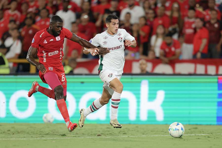 Fluminense foi dominado pelo América de Cali no segundo tempo Fluminense foi dominado pelo América de Cali no segundo tempo