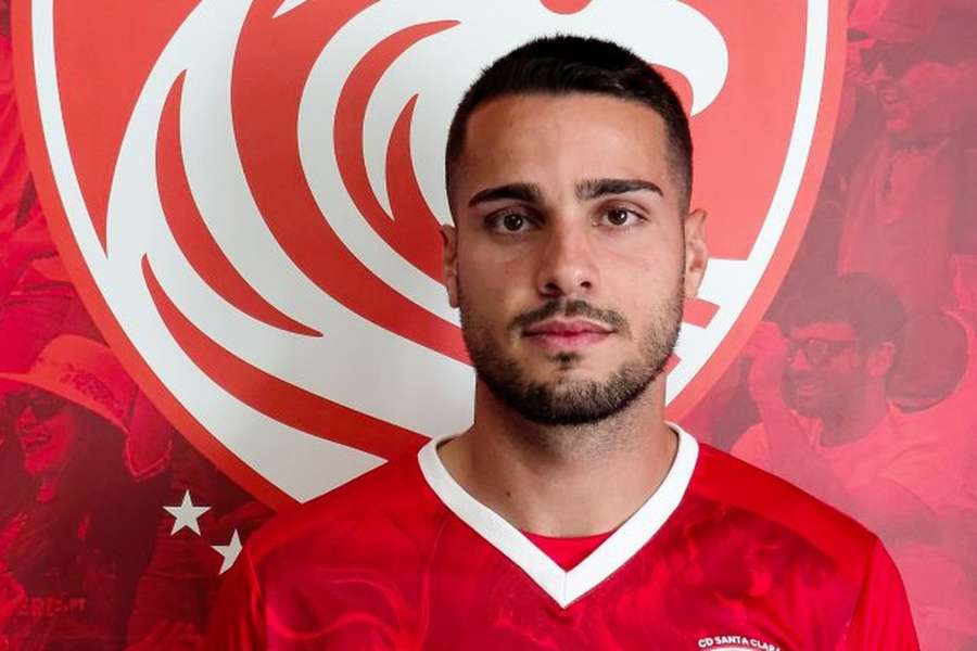 Henrique Pereira ruma aos Açores