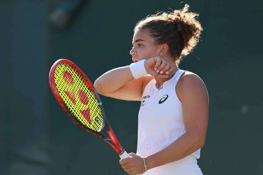 Jasmine Paoliniová po brzkém konci ve Wimbledonu propustila trenéra.