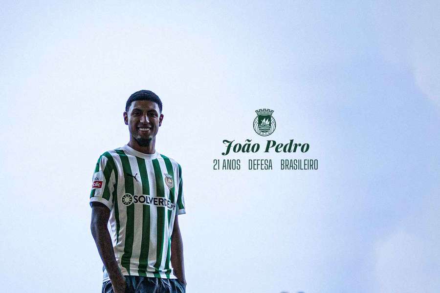 João Pedro oficializado no Rio Ave