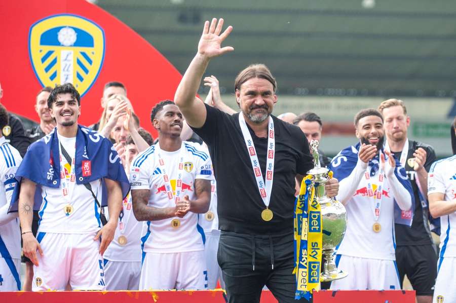 Leeds chief confirms Daniel Farke will STAY