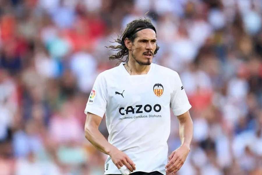 Cavani completa su temporada de debut en el Valencia con 19 partidos y siete goles