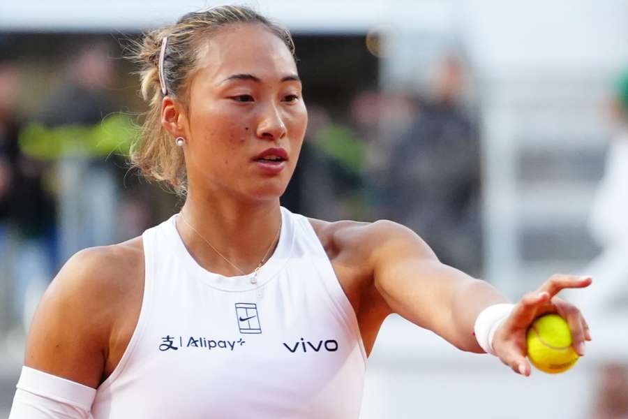 Zheng é a unica semifinalista que não perdeu nenhum set no Foro Italico