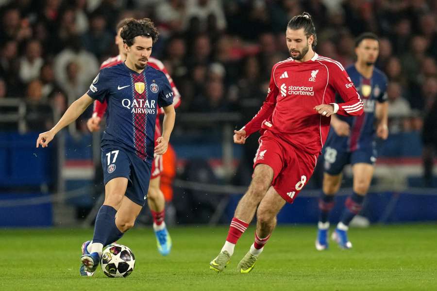 PSG je jednou nohou v semifinále Ligy majstrov. 