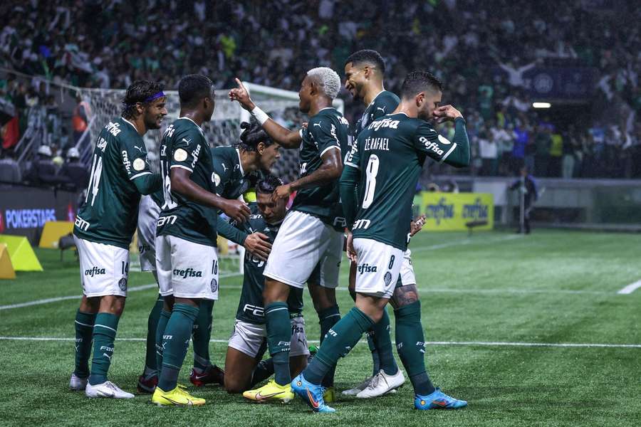 Palmeiras thumped Fortaleza after being confirmed as champions