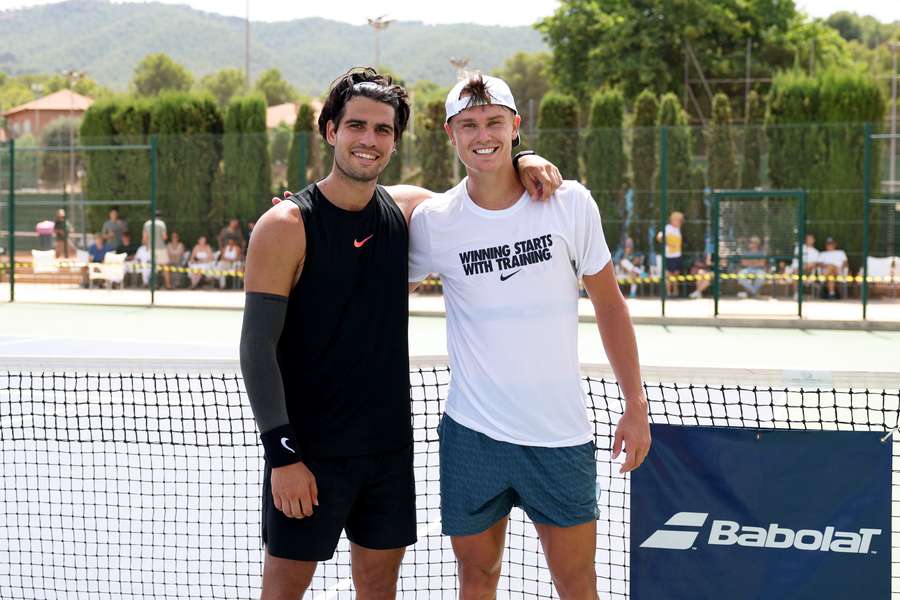 Carlos Alcaraz realizou treinos com Holger Rune na Espanha Carlos Alcaraz realizou treinos com Holger Rune na Espanha