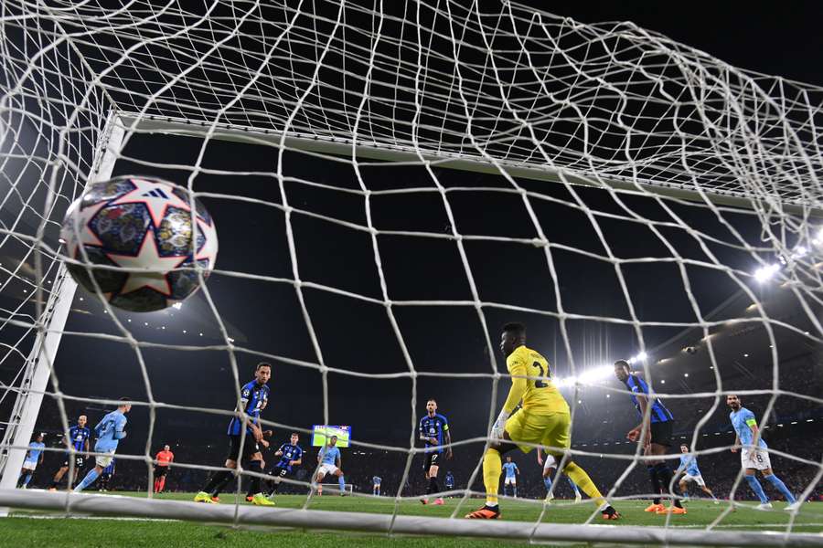 Rodri fires home to give Man City the lead