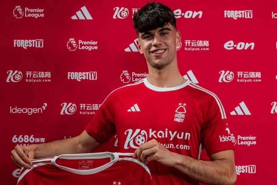 Rodrigo Ribeiro chega ao Nottingham Forest emprestado pelo Sporting