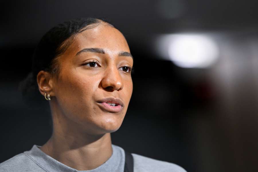 Friture sur la ligne entre Nafi Thiam et la fédération.
