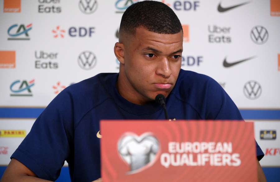 Mbappé falou com a imprensa antes de jogo da França