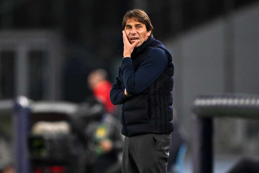 Antonio Conte durante la gara contro la Roma