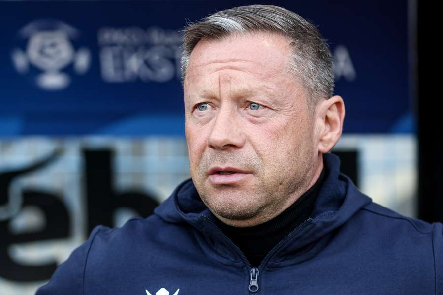 Trener Arki po porażce z Piastem: zagraliśmy bardzo słabo w defensywie