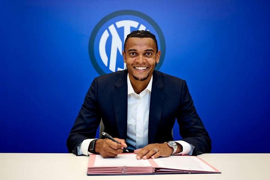 DONE DEAL: Inter Milan welcome Man City defender Akanji