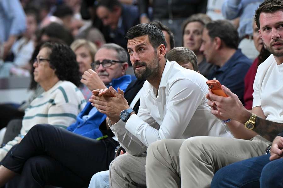 Djokovic resta per ora spettatore