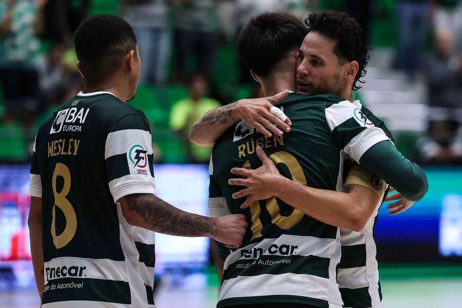 Sporting é líder do campeonato de futsal Sporting é líder do campeonato de futsal