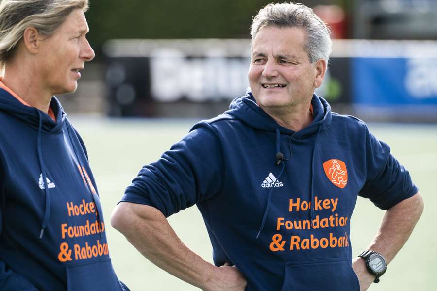 Bondscoach Paul van Ass begon in oktober van 2022 als bondscoach van de Oranje-vrouwen