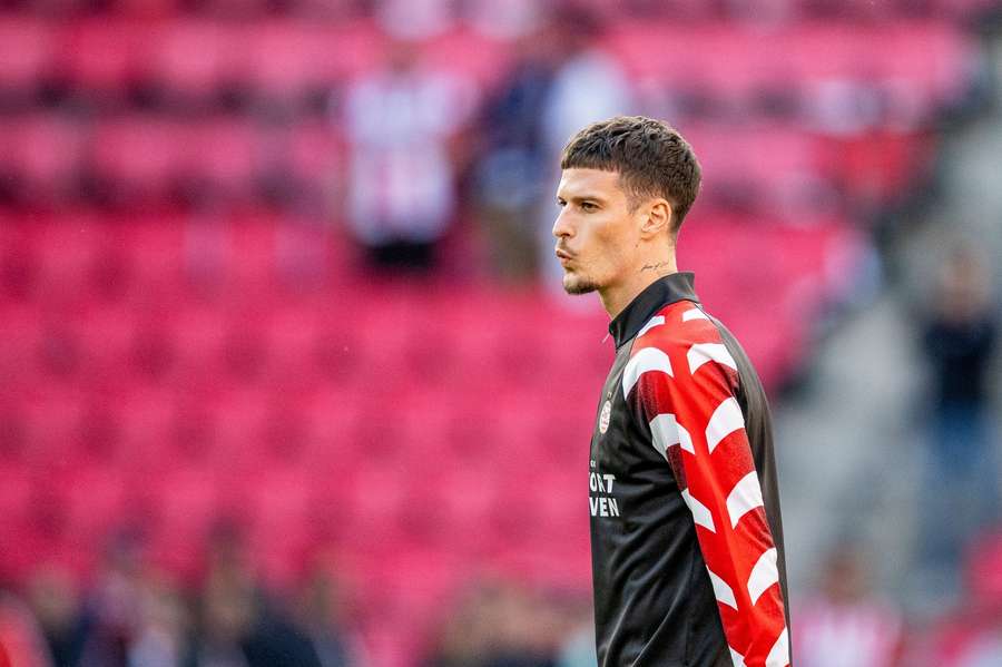 Dennis Man, tot mai departe de PSV