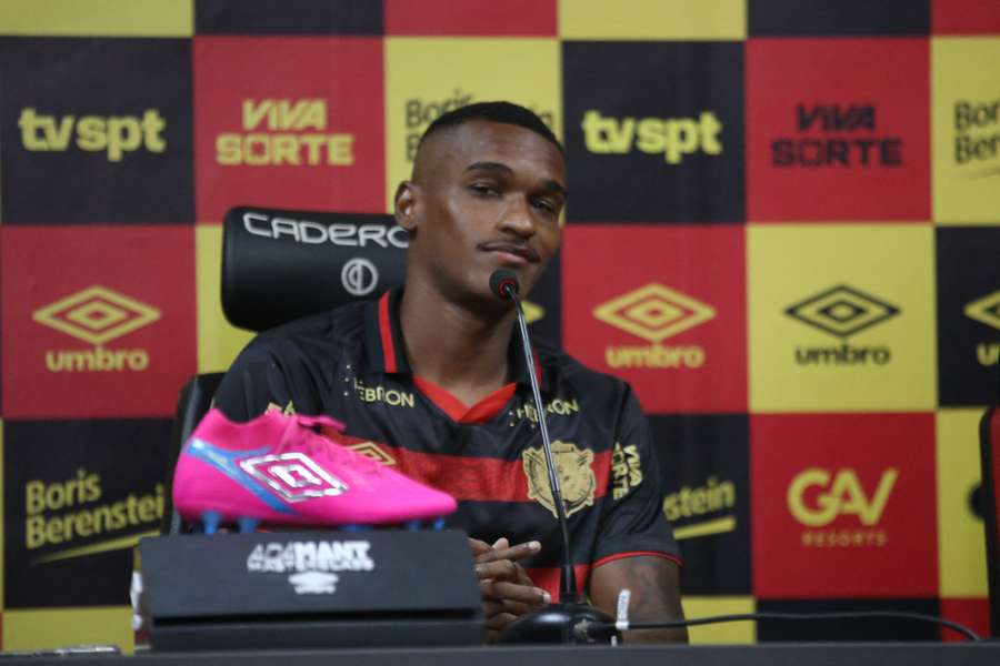 Matheus Alexandre chegou a ser titular na última rodada, quando o Sport perdeu para o Cruzeiro por 4 a 0